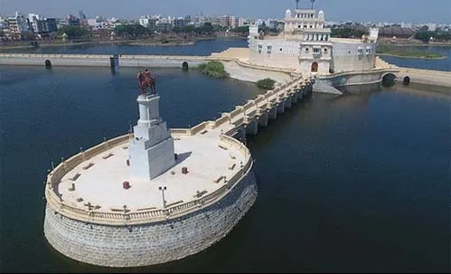 ieff Gujarat tour:Lakhota Lake